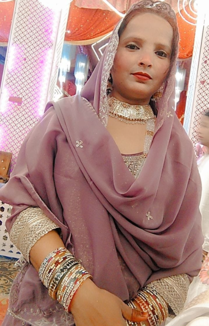 Raziya Bano - Part time Cleaner in Shalimar Apartment, IIM Rd, Lucknow in Lucknow