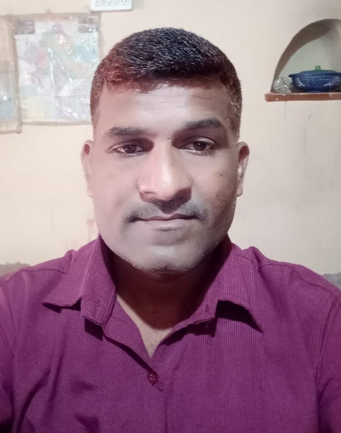 Ashok Kumar Meena - Part time Cleaner in Housing Board in Banswara