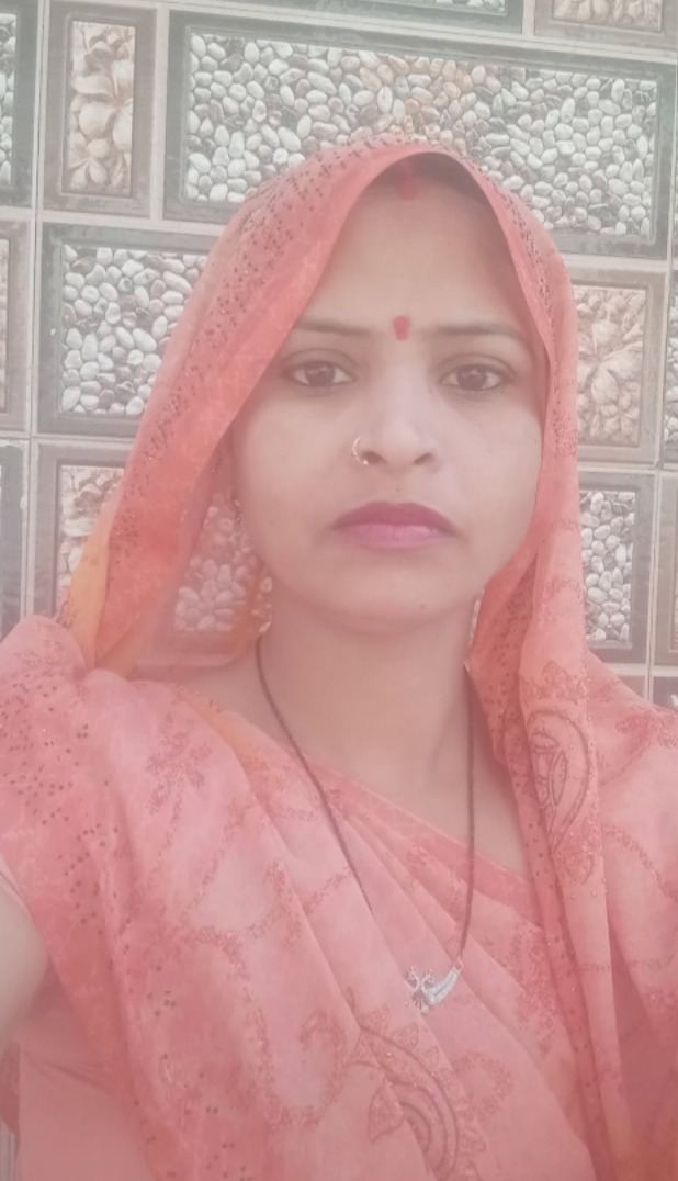 Poonam Shukla - Part time Cleaner and Patient Care and Elderly Care and Baby Sitter in Lucknow, Uttar Pradesh in Lucknow