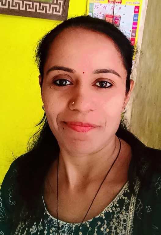 Geeta Parmar - Part time Cleaner and Baby Sitter in Vadodara