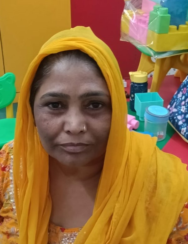 Tasleem - Part time Cook in Delhi