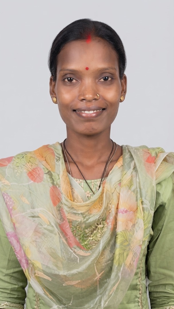 Binita Oraon - Full time Cleaner in Malad West in Mumbai