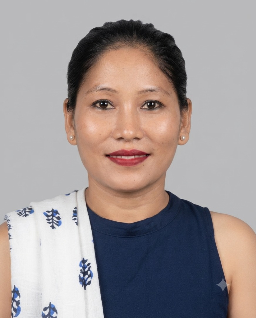 Bhabita Rai - Full time Baby Sitter in Juhu in Mumbai