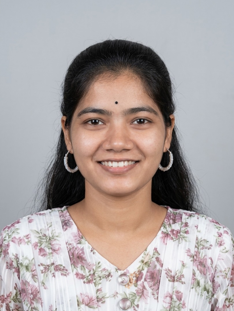 Mina Kumari - Full time Cleaner in Khar West in Mumbai