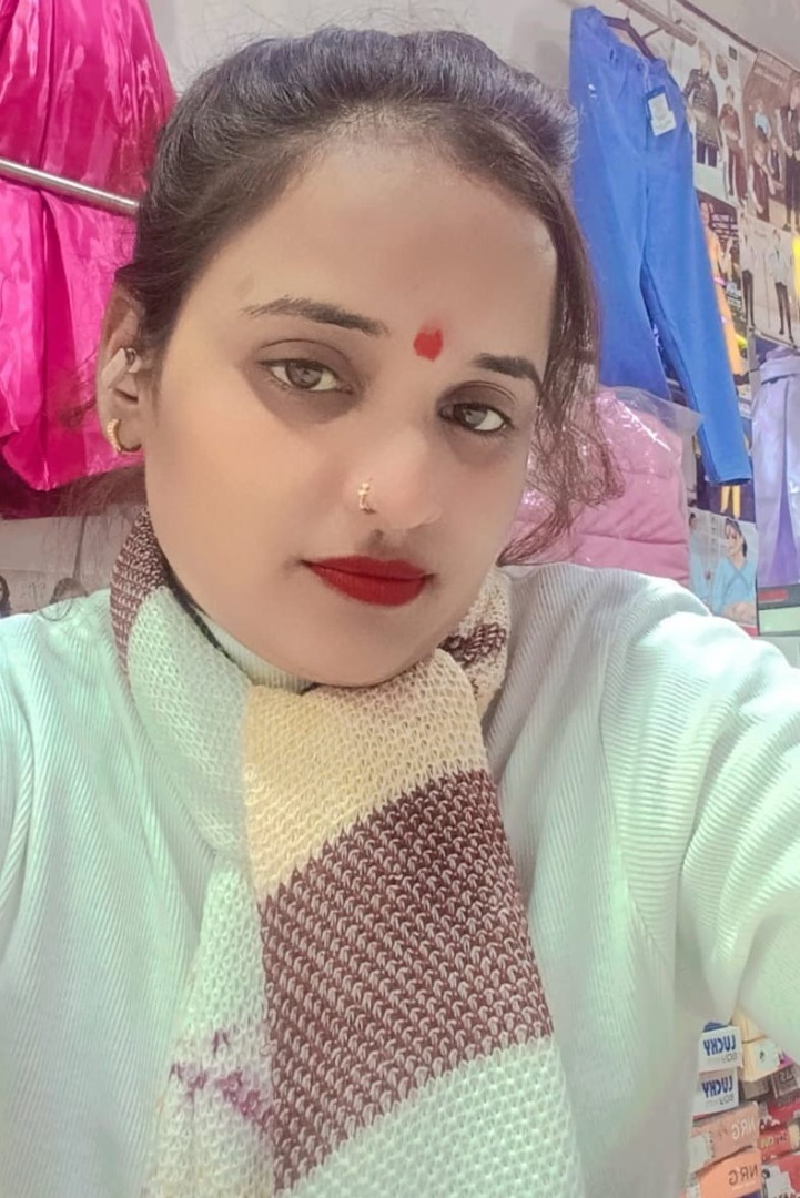 Sadhna - Part time Cook and Baby Sitter in Juhi Kalan in Kanpur