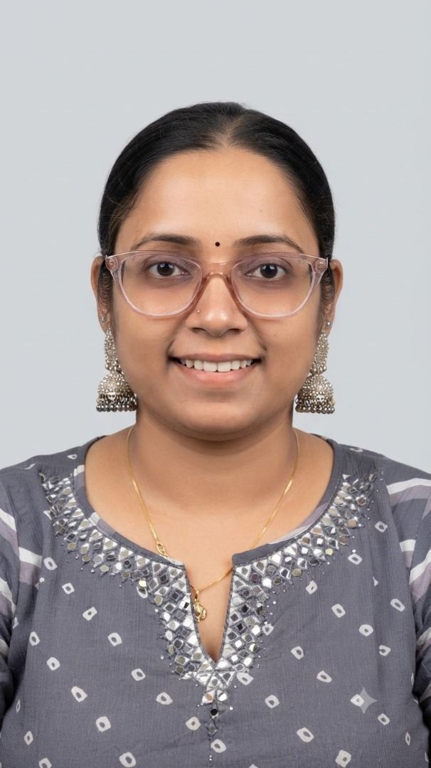 Deepa Patel - Part time Cleaner and Baby Sitter in Dahisar East in Mumbai