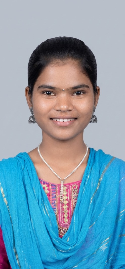 Sneha mantri - Full time Baby Sitter in Goregaon East in Mumbai