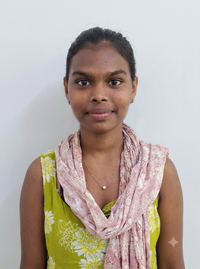 Jyoti Tigga - Full time Cleaner and Baby Sitter in Malad West in Mumbai