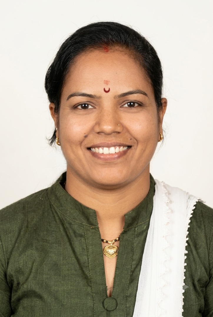 Swati Jadhav - Part time Cleaner and Cook in Airoli, in Navi Mumbai