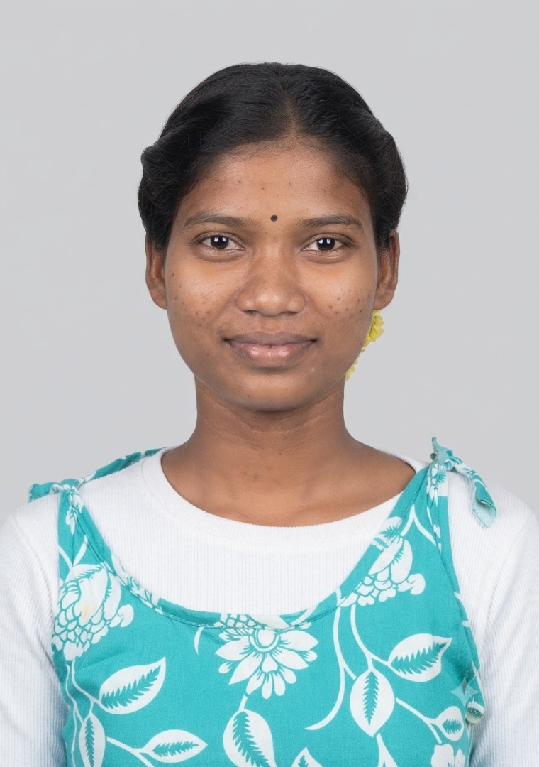 Alka Topno - Full time Cleaner in juhu in Mumbai