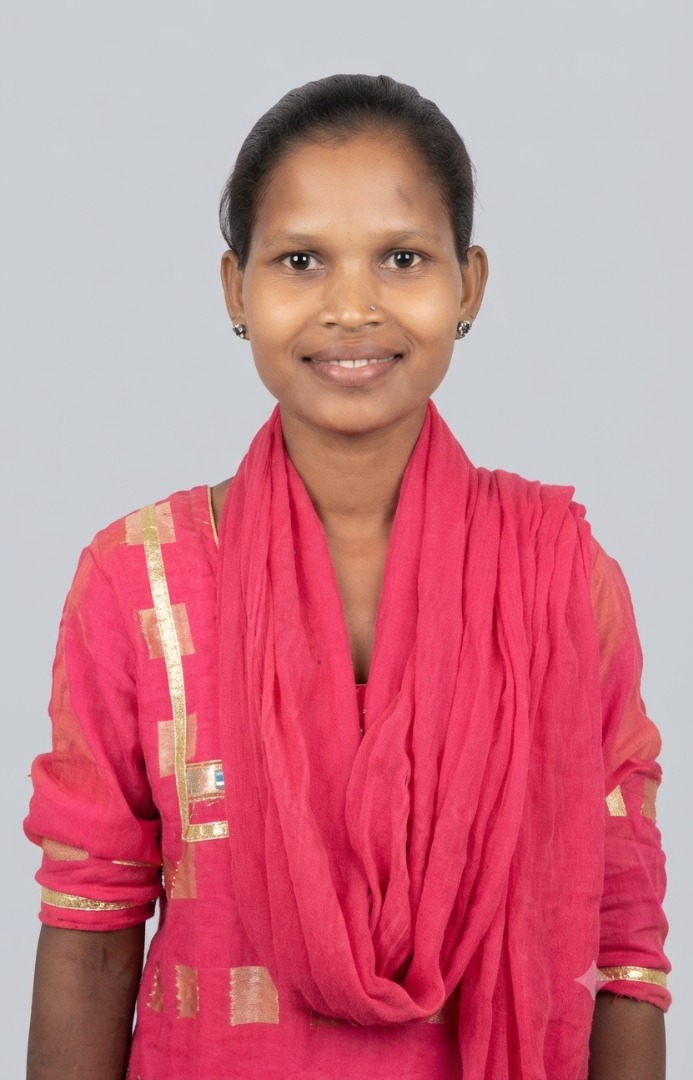 Nirupoma kandulna - Full time Cleaner in Malad West in Mumbai
