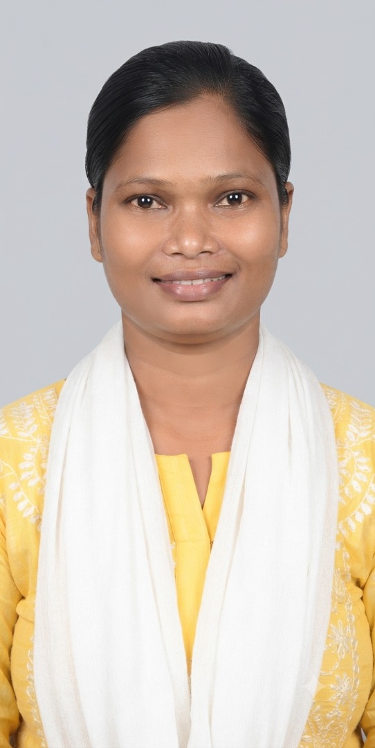 Reeta Toppo - Full time Cleaner in varsova in Mumbai
