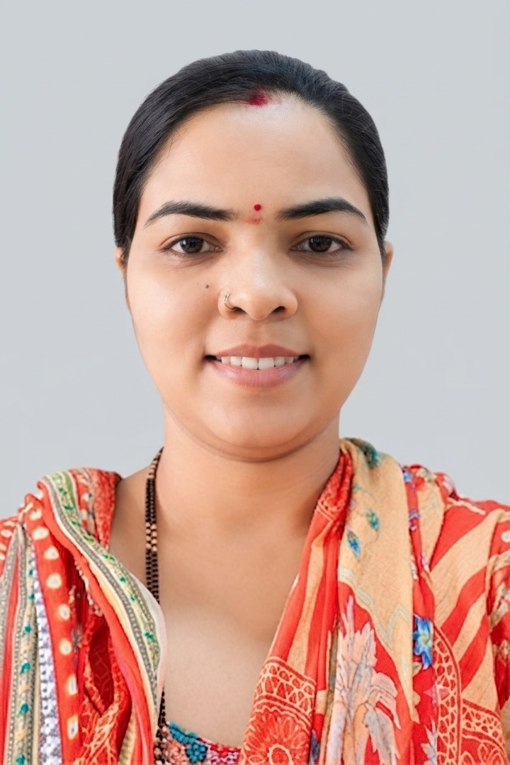 Asha - Part time Cleaner and Cook and Baby Sitter in Andheri East in Mumbai