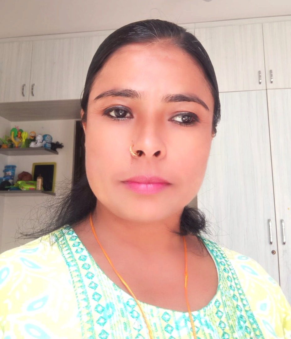 Radhika sharma - Full time Baby Sitter in siliguri in Siliguri