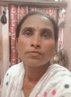 Rekha Devi - Part time Cleaner and Baby Sitter in Karala in New Delhi