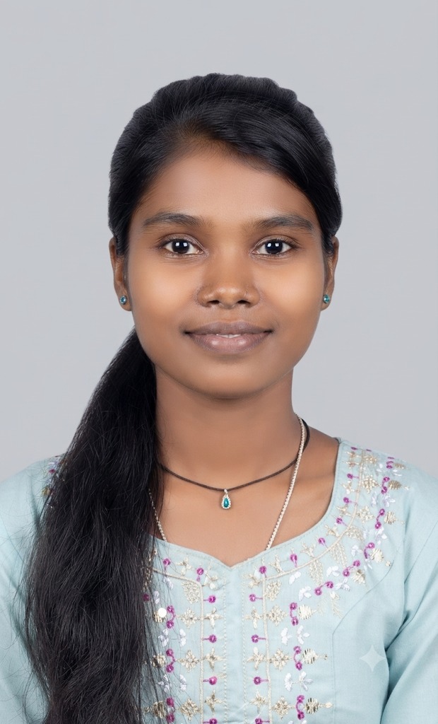 Deepika Ekka - Full time Cleaner in Parel in Mumbai