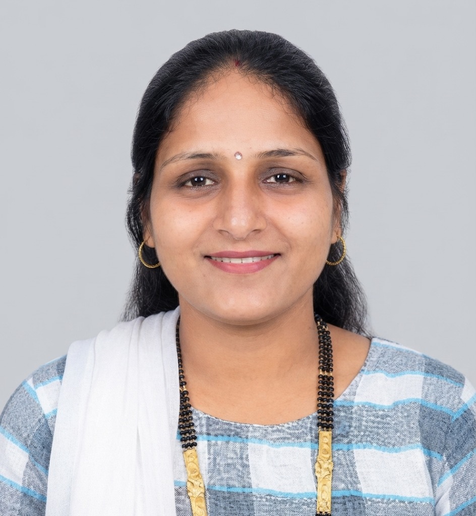 Rekha - Part time Patient Care and Elderly Care and Baby Sitter in Samata Nagar, in Mumbai