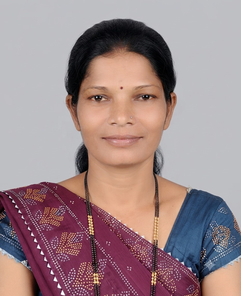 Shalini Rokade - Full time Cleaner and Baby Sitter in Malad West in Mumbai