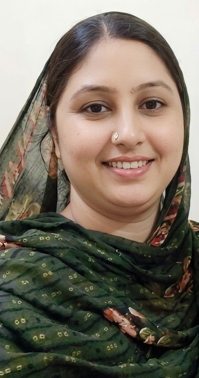 Hazra Shiakh - Part time Cleaner and Cook and Baby Sitter in Mahakali Caves Rd in Mumbai