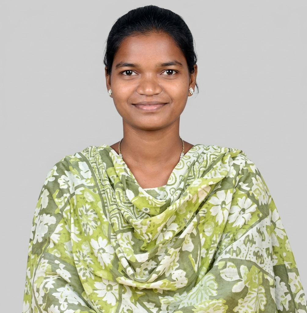 Vijanti Ekka - Full time Cleaner in jaspur in Mumbai