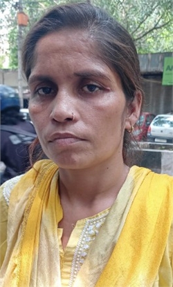Chandini - Part time Cleaner and Cook and Baby Sitter in Bhalswa in Delhi