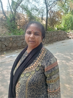 Chitra - Part time Cook in Rangpuri Pahari in Delhi