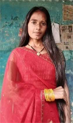 Chitrarekha Aherwal - Part time Baby Sitter in Vaishnava Colony in Indore