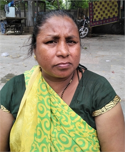Devi - Part time Cleaner and Cook in Vikaspuri in Delhi