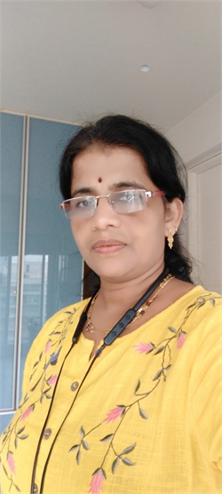 Durga Kokate - Full time Baby Sitter in Malad East in Mumbai