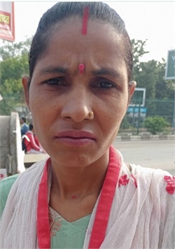 Gayatri Devi - Part time Cleaner in Sangam Vihar in Delhi
