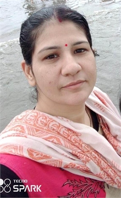 Gayatri Kanoba - Part time Cook in Mumbai C.S.T in Mumbai