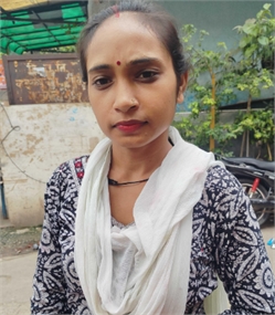Geeta - Part time Cleaner and Cook in Karkardooma in Delhi