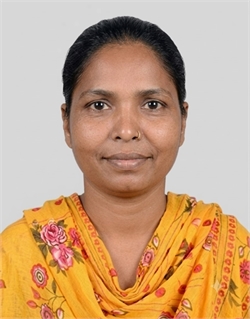 Geeta - Part time Cleaner and Cook and Baby Sitter in TC Camp in Delhi