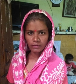 Geeta - Part time Cleaner and Cook in Vikaspuri in Delhi