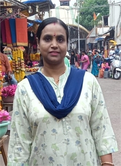 Guriya Kumari - Full time Cleaner and Patient Care and Elderly Care and Baby Sitter in Worli Naka in Mumbai