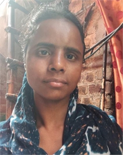 Hasina - Part time Cleaner in Jahangirpuri in Delhi