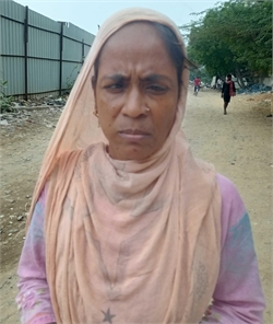 Hasina - Part time Cleaner and Cook in Masoodpur in Delhi