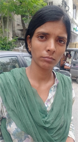 Heena - Part time Baby Sitter in Madanpur in Delhi