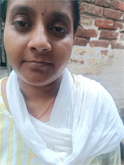 Hemanti - Part time Baby Sitter in dilshad gadan in Delhi