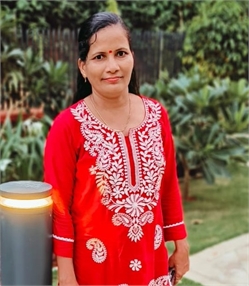 Hemlata Lad - Full time Cleaner and Cook in Raigad Nagothane in Panvel