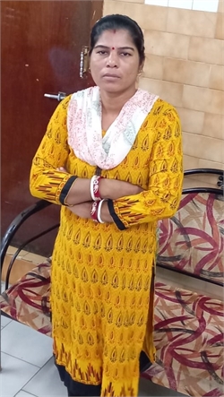 Jamuna  Malik - Full time Baby Sitter in Orissa in Mumbai