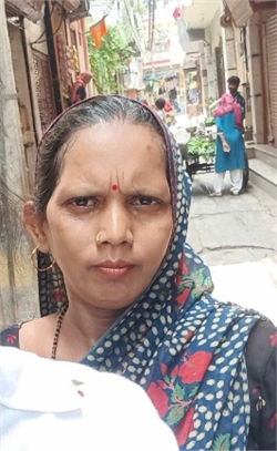 Jayanti - Part time Cleaner in Azadpur in Delhi