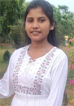 Jhansi Singh - Full time Cleaner and Baby Sitter in orissa in Sambalpur