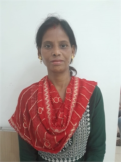Jhumki devi - Part time Cleaner and Cook and Baby Sitter in Turbhe in Navi Mumbai