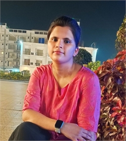 Kajal chawbe - Full time Baby Sitter in kolkatta in Kolkata