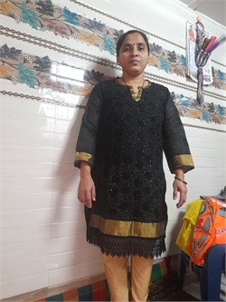 Kalyani kishor saroj - Full time Cleaner and Cook and Baby Sitter in SANTCRUNZ WEST in Mumbai