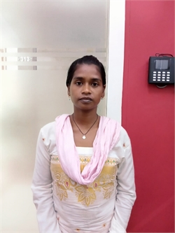 Kamla Lakra - Full time Cleaner in Malad in Mumbai