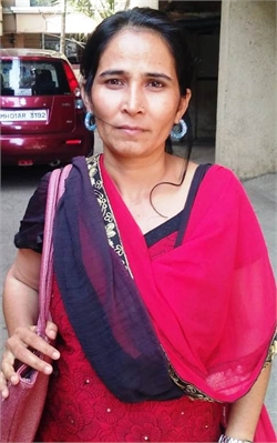 Kamla Bhandari - Full time Cleaner and Baby Sitter in Goregaon West in Mumbai