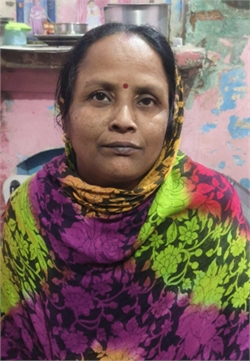Kanta - Part time Cook in Khera Khurd Village in Delhi