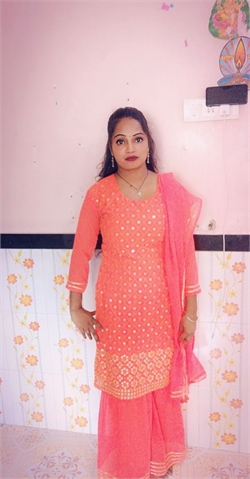 Kavita Pawar - Part time Cleaner and Cook and Baby Sitter in Goregaon West in Mumbai